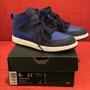 Nike Air Jordan Youth Size 1 Sneakers